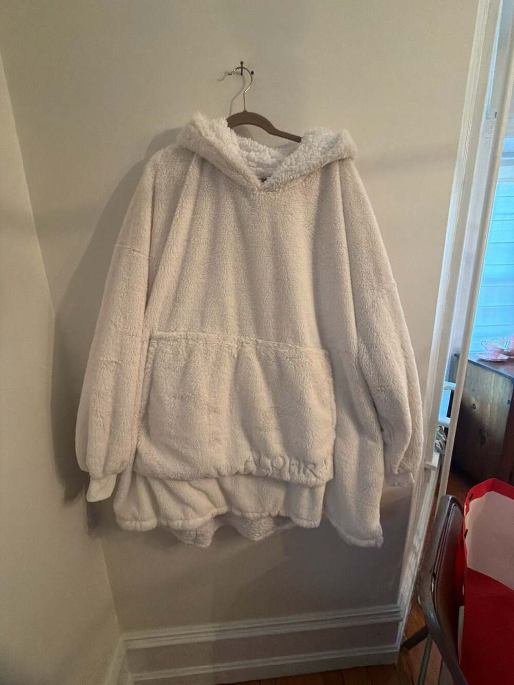 Alo Yoga Sherpa Oversized Hoodie White Fleece